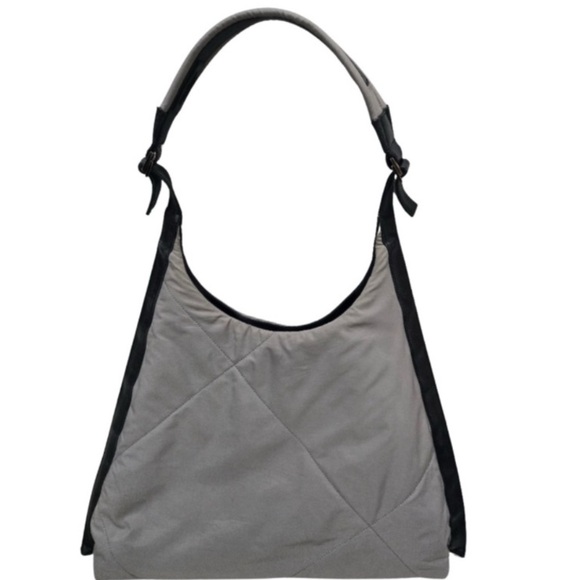 Juli IS LIVE 💋 - Picture 6 of 9